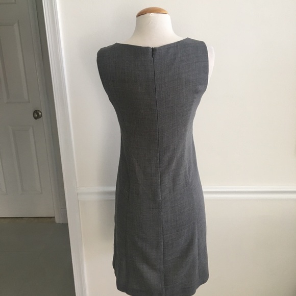 ELS Elloosae Classic 4 Gray Simple sheath dress - Picture 2 of 6
